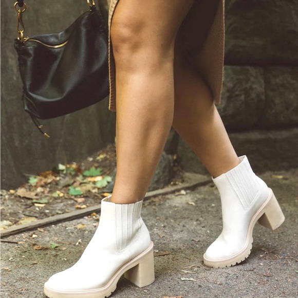 Dolce vita Caster H20 Booties Sz 7 Ivory Leather, used twice - Picture 5 of 14